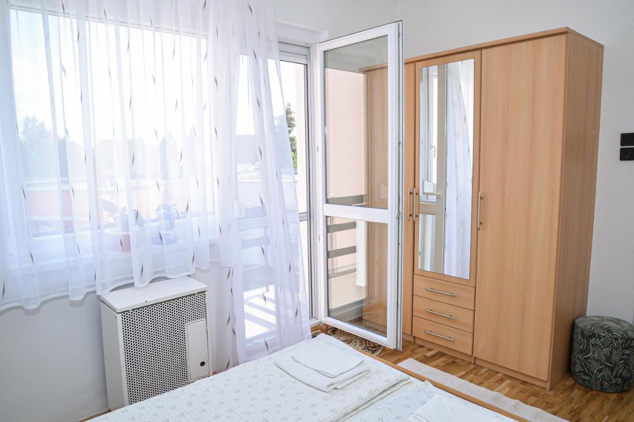 Lilla Vendeghaz Villa Hajdúszoboszló Exteriör bild