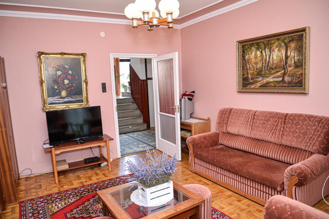 Lilla Vendeghaz Villa Hajdúszoboszló Exteriör bild