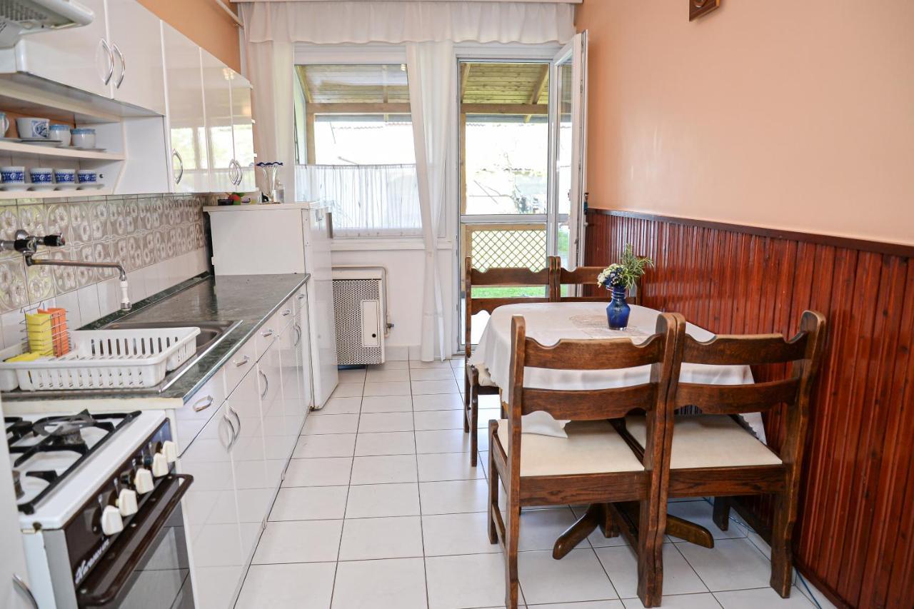 Lilla Vendeghaz Villa Hajdúszoboszló Exteriör bild